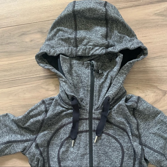 Lululemon Stride Jacket - Picture 6 of 11